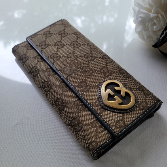 GUCCI Lovely Heart GG Logo Long Bifold Wallet Wallet - Picture 16 of 16